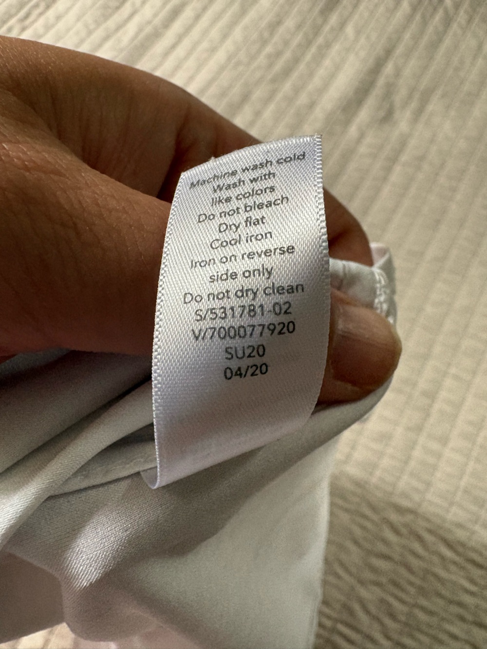 Athleta Zephyr Print Tank Top in the Viper Gray - Picture 6 of 7